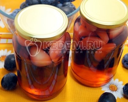Компот из слив и яблок на зиму