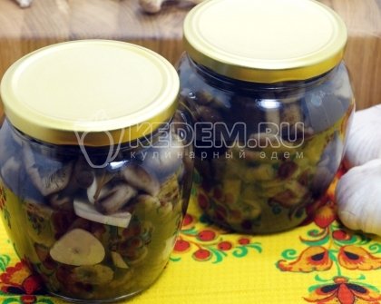 Маринованные опята на зиму с чесноком