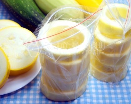 Заморозка кабачков колечками на зиму