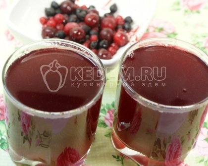 Компот из ягод